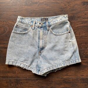 Abercrombie and Fitch Natural Rise Short